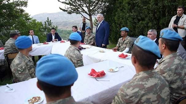 17-06/26/basbakan-yildirim-teroristler-artik-kacip-saklaniyorlar-9383490