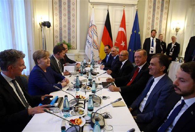 17-07/06/595e94d27152d82b0096e7ab