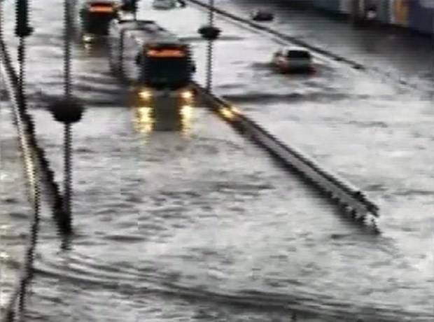 17-07/18/-exmf7m-g0e2ewmjuowyxsq-1500380784