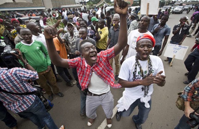 17-08/13/kenya_protests.jpg