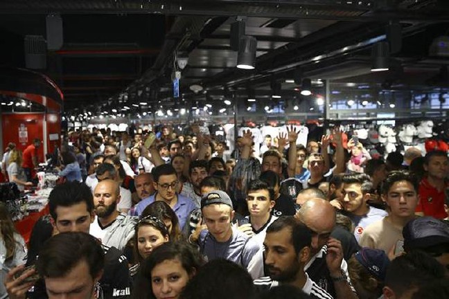 17-08/23/599d75a87af507226c3b3330