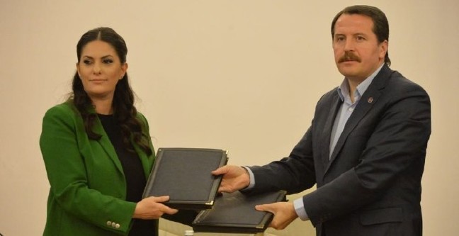 17-08/24/12aea1cf-be96-47ef-8420-d512209c7af1