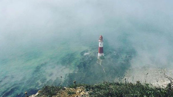 17-08/28/ingiltere-de-sis-kabusu-133-kisi-hastanelik-oldu-9765390