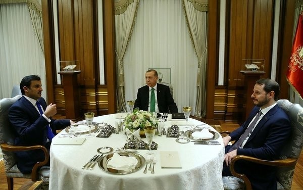 17-09/14/0x0-cumhurbaskani-erdogan-katar-emiri-ile-bir-araya-geldi-1505414552725