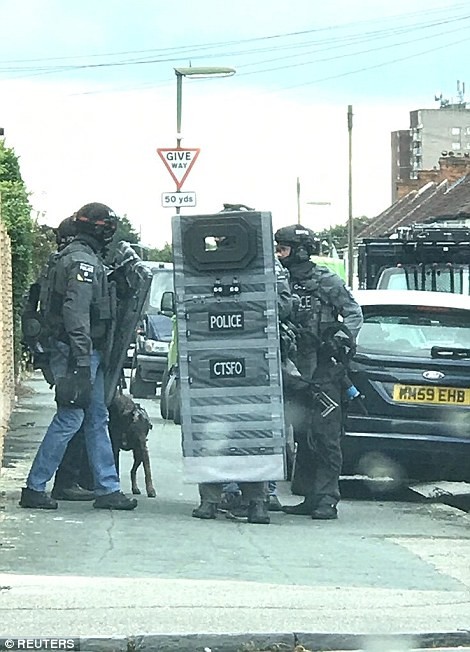 17-09/16/445a30be00000578-4889860-image-a-6_1505576490769