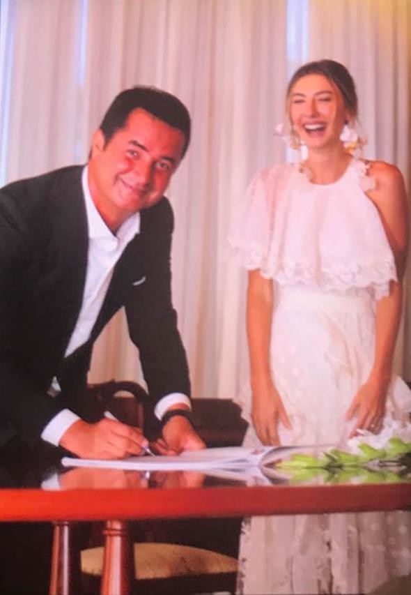 17-09/18/59bff4c97152d8369843adf5