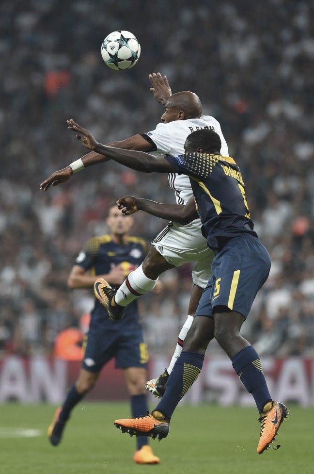 17-09/26/ddfabedca5fb07e35069f90bae8630eb-1506459449