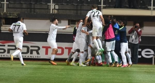 17-09/29/660e0d9c95eec64602b25353f09e6848-1506713592