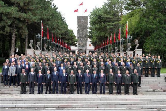 17-10/02/59d26061c9de3d22846895e6