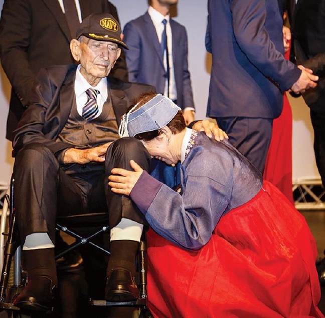 17-11/14/5a0b14da67b0aa77e8b2d7a1