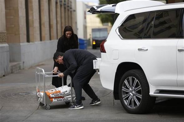 17-11/18/5a102cf3d3806c31d0b9d846