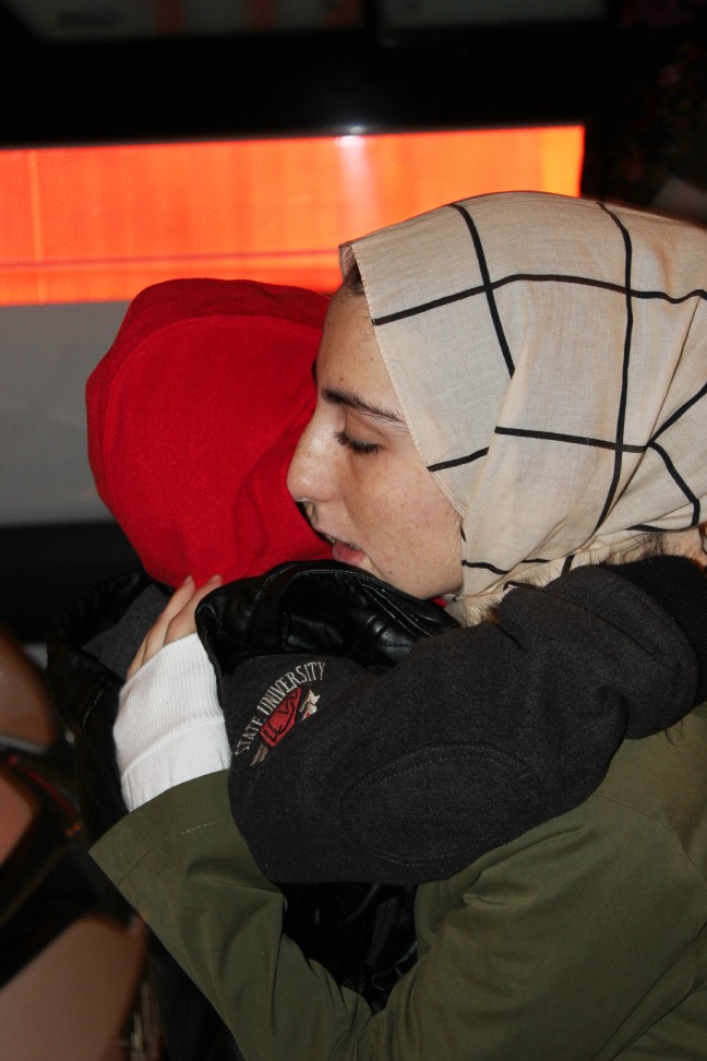 17-11/25/3-1511639491