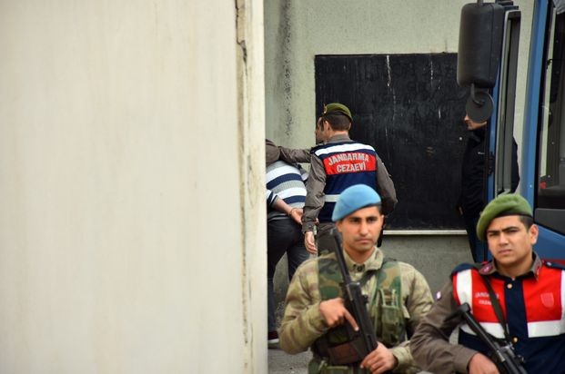 17-12/01/1737129_ccaeb4c8a1d2301a7b0ad2f40273cbfa