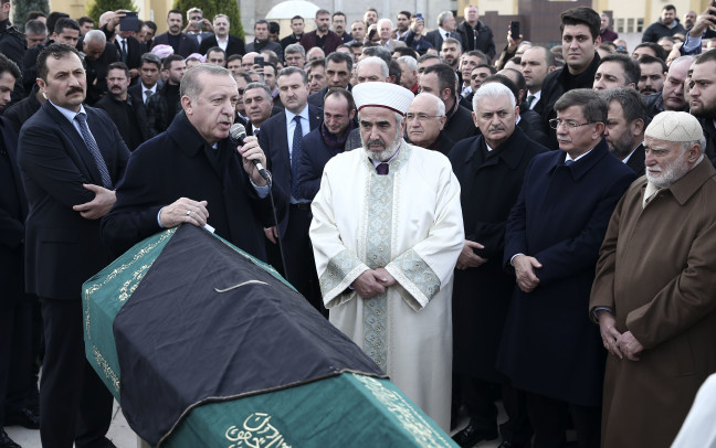 17-12/12/tor1-1513085927