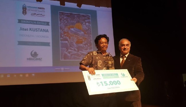 17-12/16/kudus-1513427284