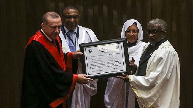 17-12/25/5a413fc37152d81998bf38d5