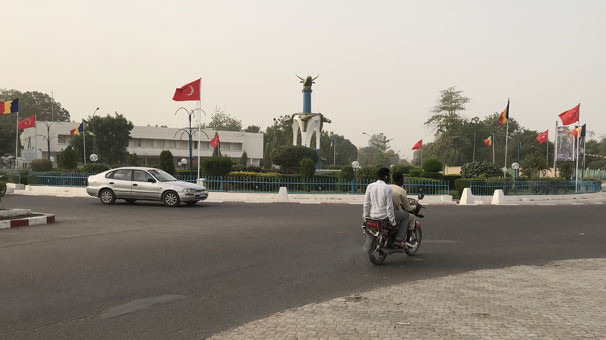 17-12/26/son-dakika-cad-sokaklari-turk-bayraklariyla-suslendi-10502472