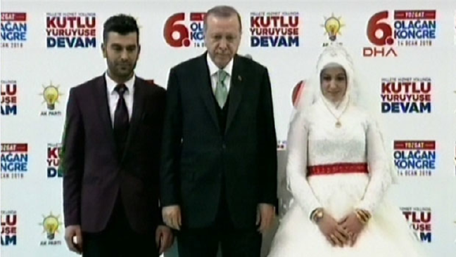 18-01/14/5a5b7fc40f25443134407b3f