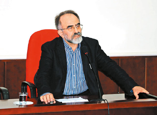 18-01/16/hakan-erdem