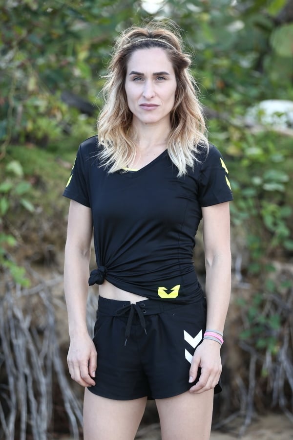 18-02/03/ayhn268515134599095884d855f187a