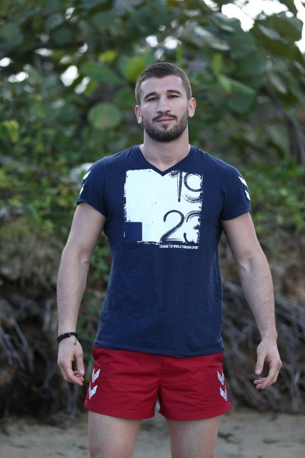 18-02/03/ayhn26986353383345884c8288780b