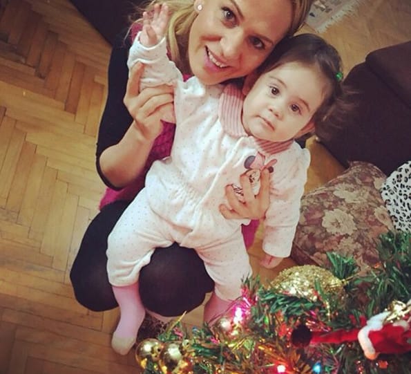 18-02/03/nagihankaraderekizi