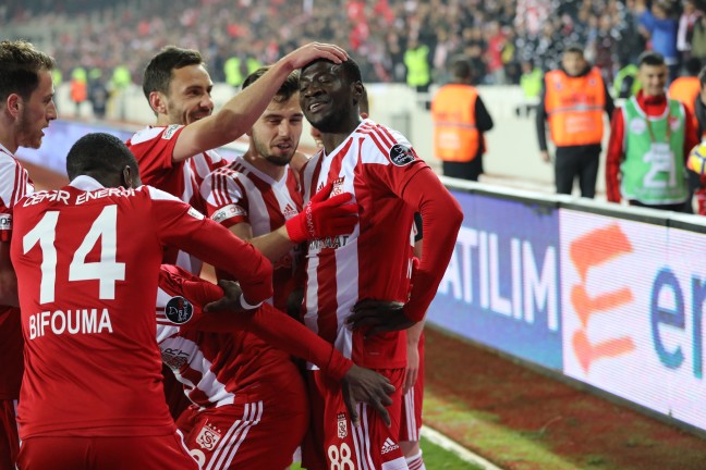 18-02/04/8856277-1517766757