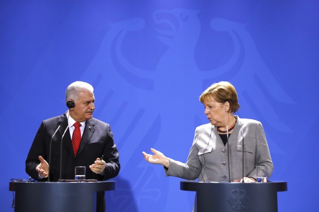 18-02/15/resimid_8946523