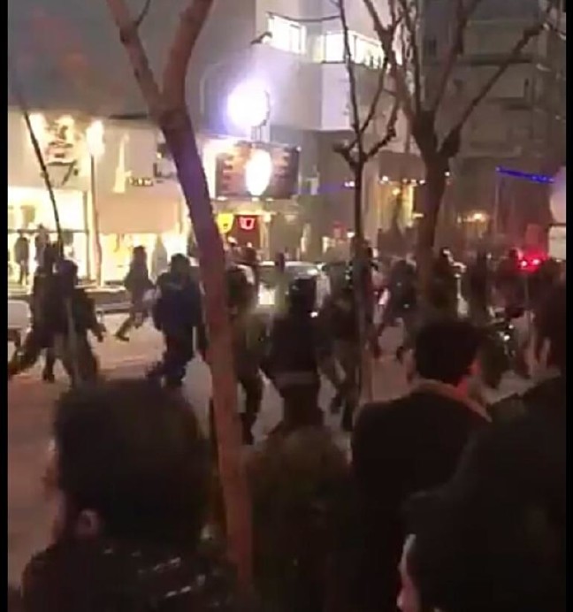 18-02/19/5a8b23467af5072c48aa0c1d