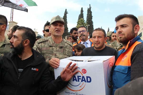 18-03/20/2-ordu-komutani-korgeneral-temel-afrin-de-11053509