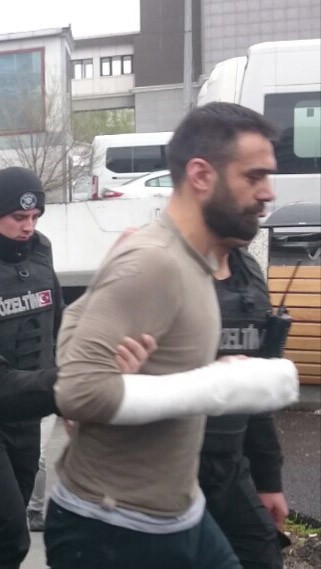 18-03/22/aw340977_01