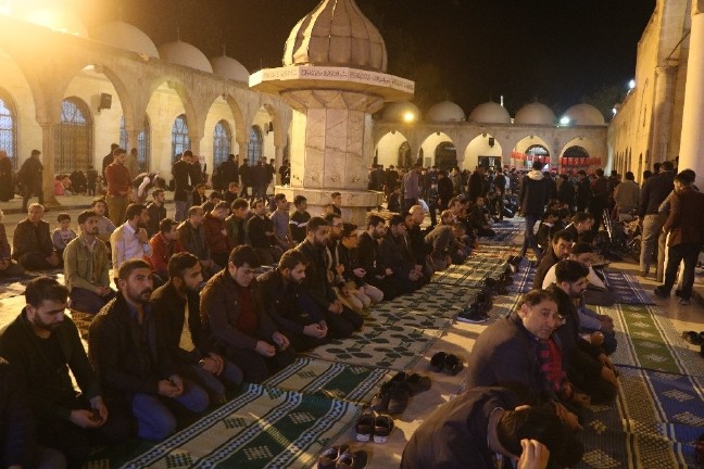 18-03/22/resized_67e2d-a341483_03