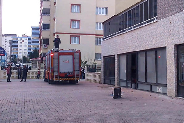 18-03/23/resimid_9227497-copy