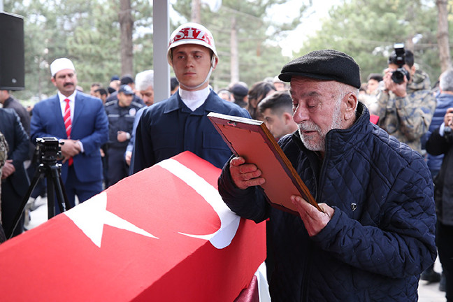 18-03/24/resimid_9238308