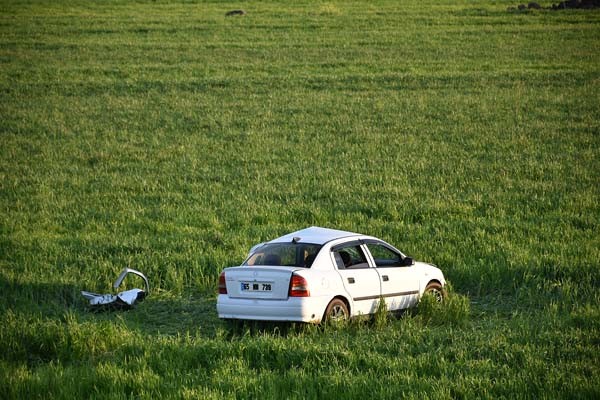 18-04/01/diyarbakir-da-feci-kaza-25-kisi-yaralandi-11139171