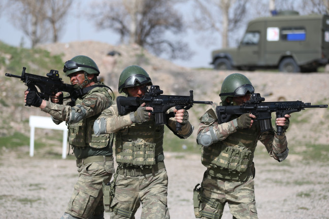 18-04/03/20180403_2_29600063_32323046