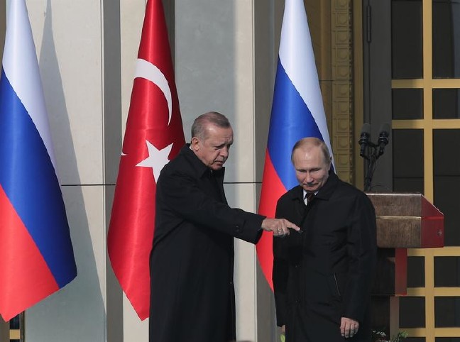 18-04/03/5ac38e262269a21bc0fd127d