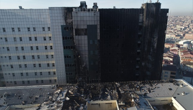 18-04/06/aw354805_03