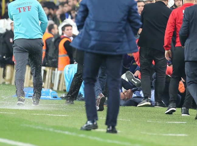 18-04/19/resized_b37eb-2216_tur_picture_20180419_15188693_15188688