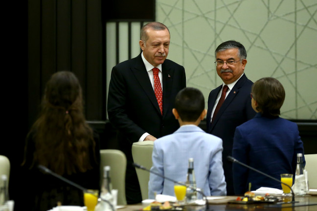 18-04/23/20180423_2_29972135_32982598