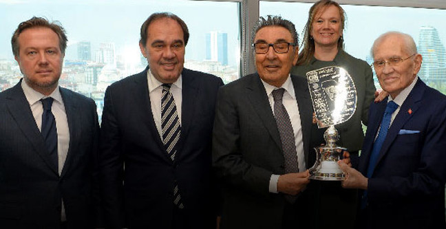 18-05/07/r-1525695304