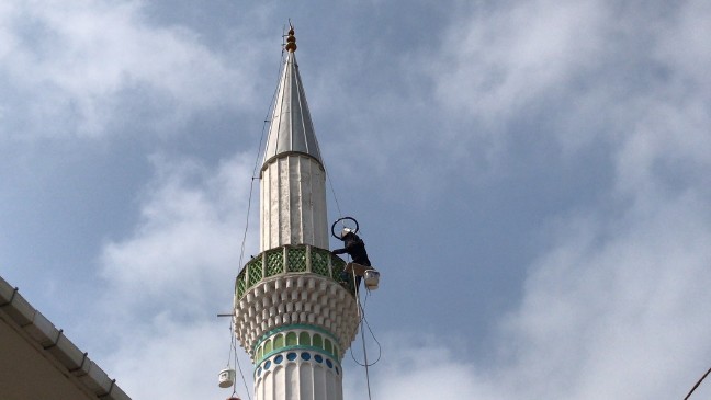 18-05/08/aw384735_01