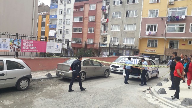 18-05/11/esenlerde-ilkokula-bomba-ihbari-2_3302_dhaphoto4