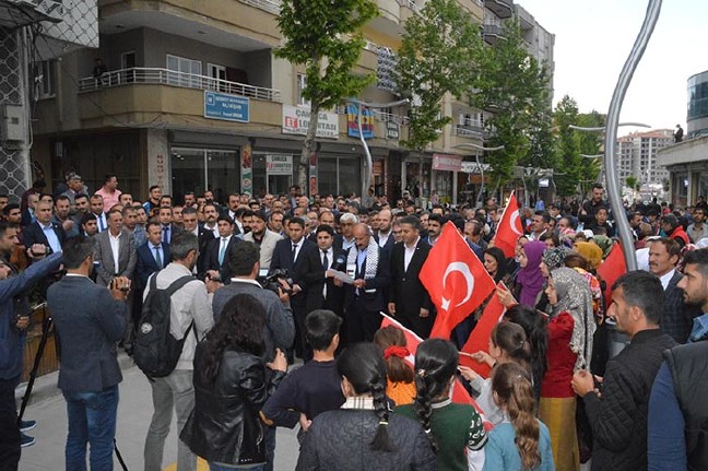 18-05/15/373911cb3fab8b076a5a111314e43785-1526389460