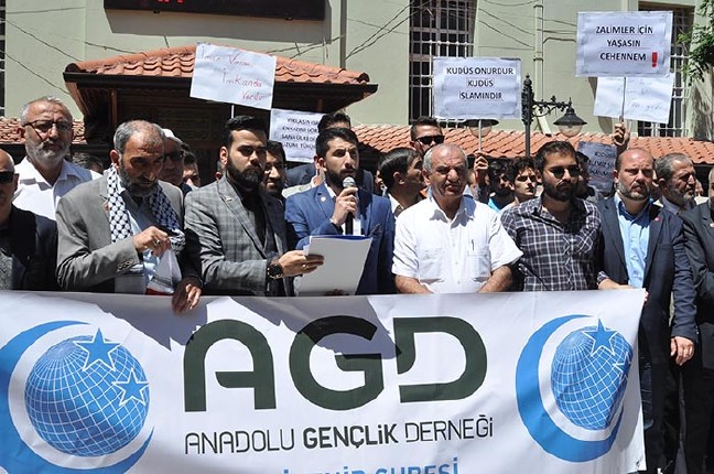 18-05/15/741493070653606129164115e09d7384-1526389340