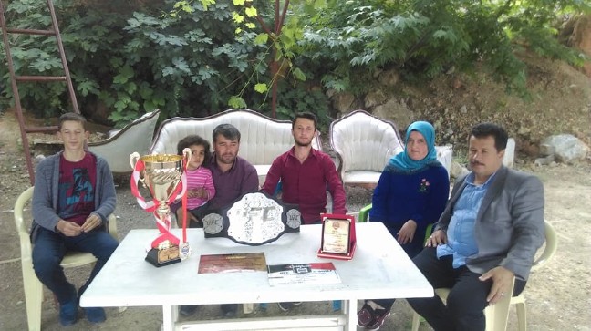 18-05/20/aw397897_02