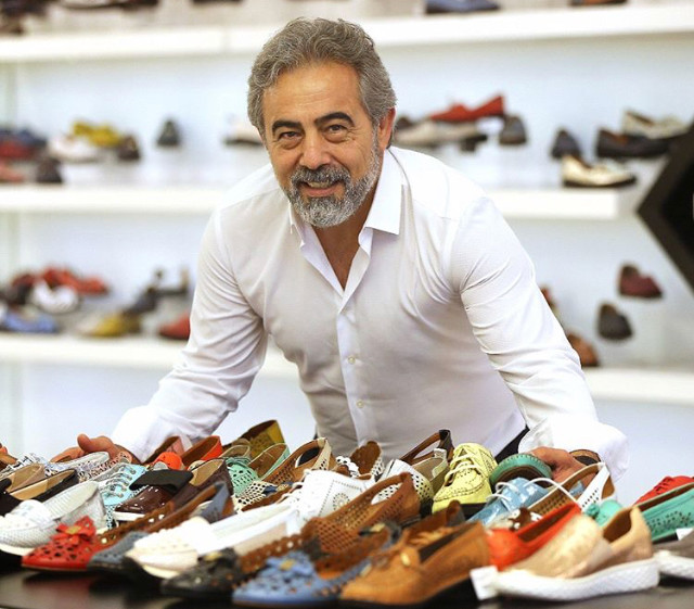 18-05/21/2018-2f05-2fayakkabi_amazon_ic