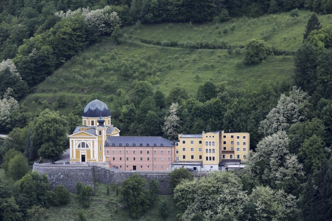 18-05/27/20180527_2_30584875_34106775