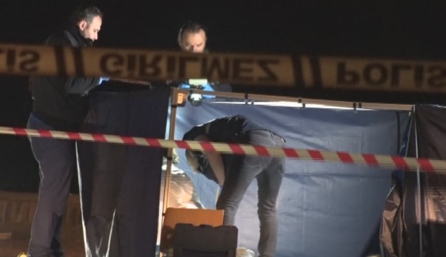 18-05/28/basaksehirde-bavullar-icinde-parcalanmis-erkek-cesedi-bulundu_5102_dhaphoto3