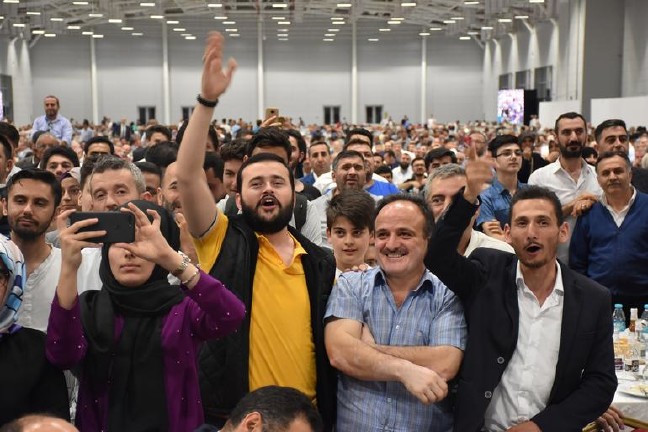 18-06/01/5b11a288e7aa3c0a04d67470